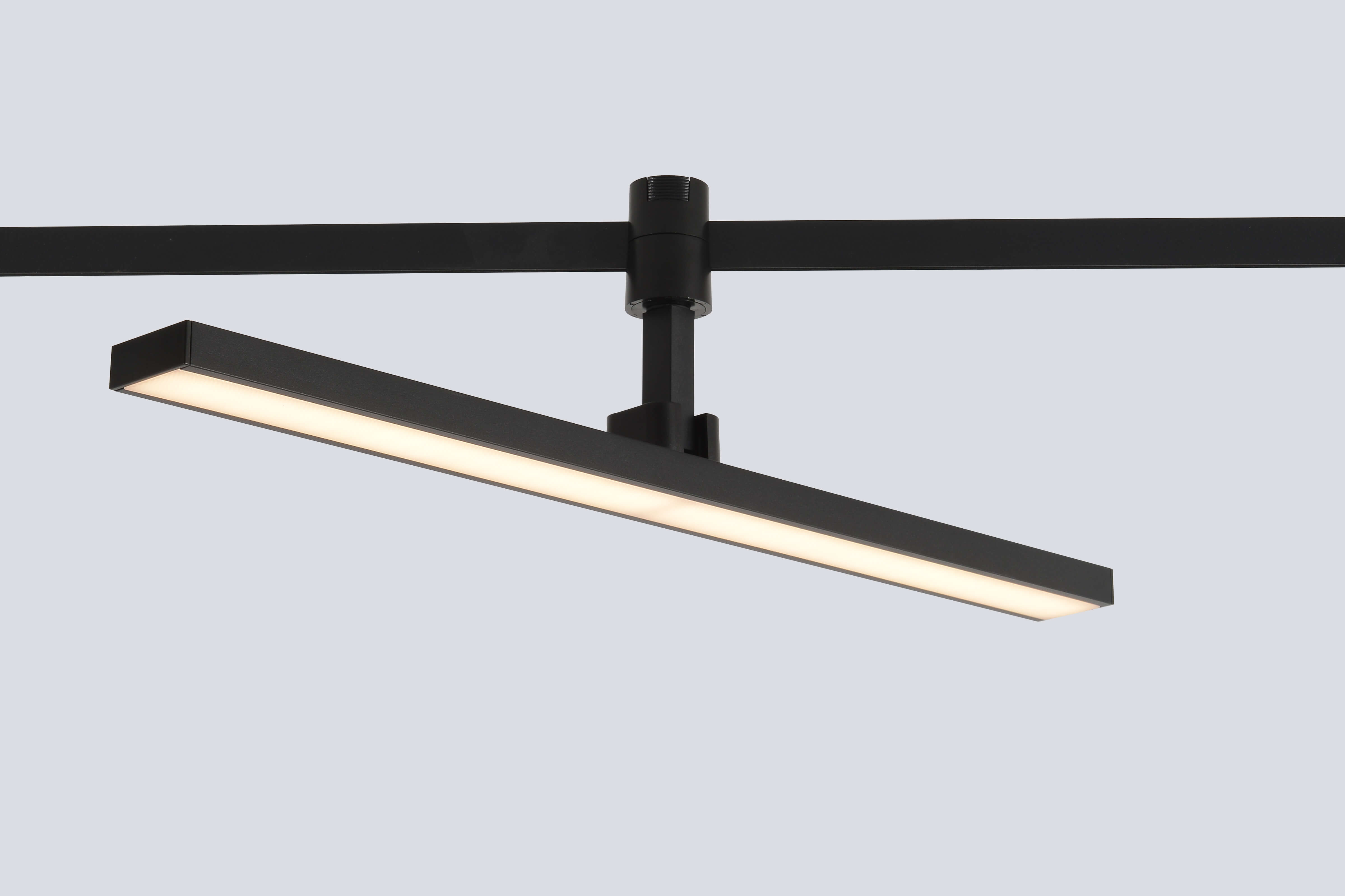 Светильник трековый для гибкой магнитной системы crystal lux clt 0.37 001 18w bl smart